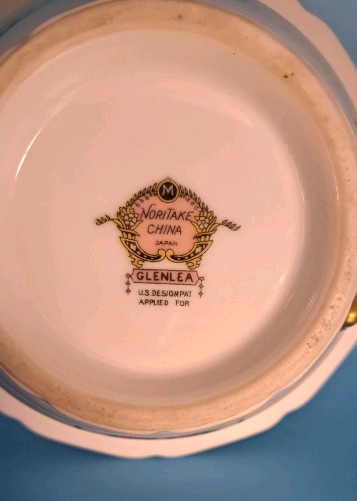 Noritake Glenlea Pattern Lidded Sugar Bowl Discontinued Pattern