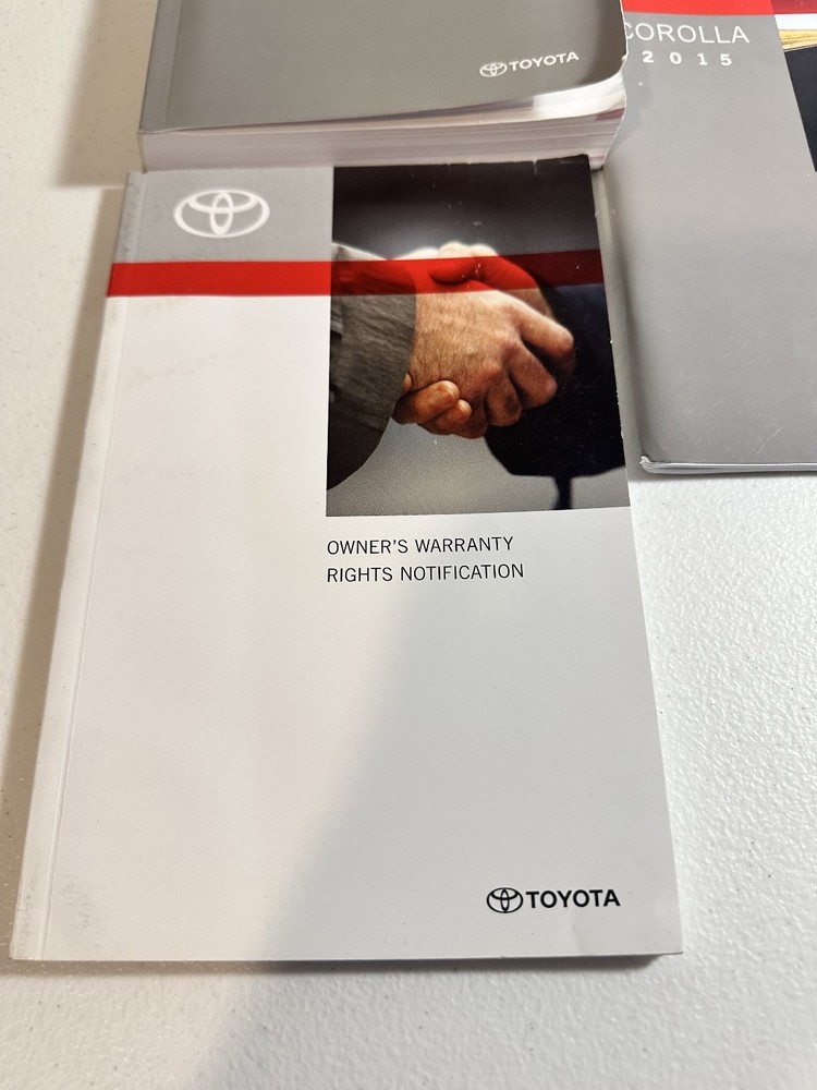 2015 Toyota Corolla Owner's Manual Set