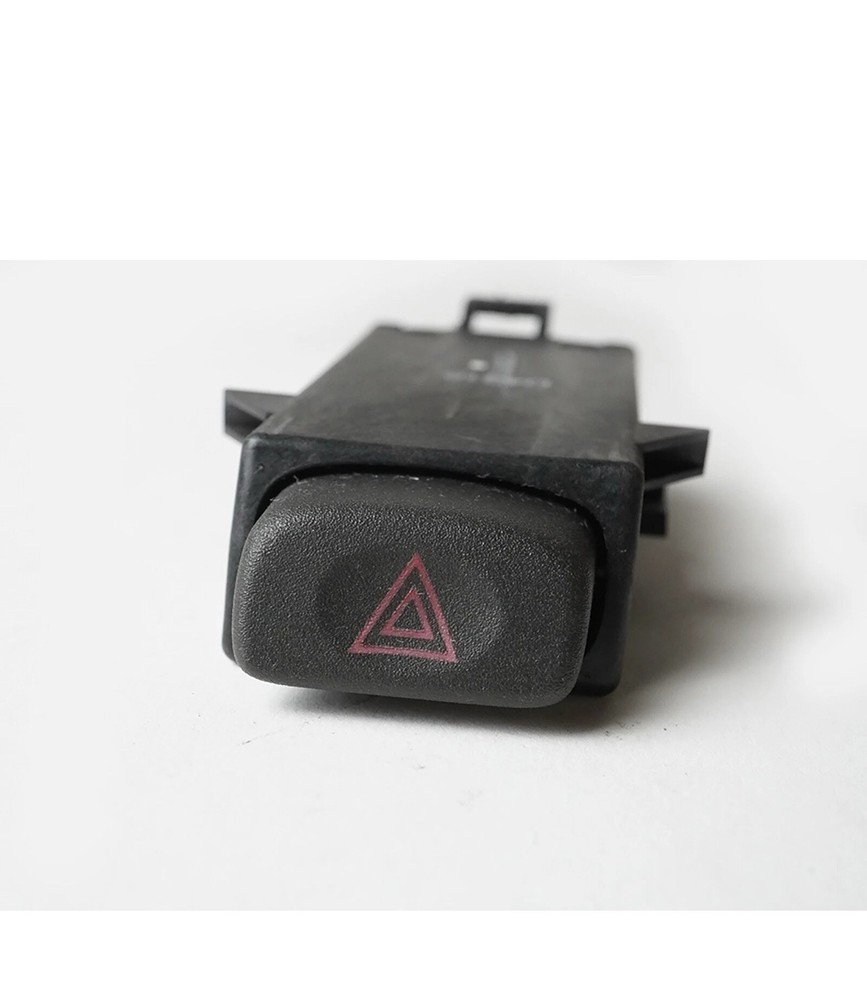 2000 - 2005 Cadillac Deville Hazard Emergency Light Switch BuTTon 25717688