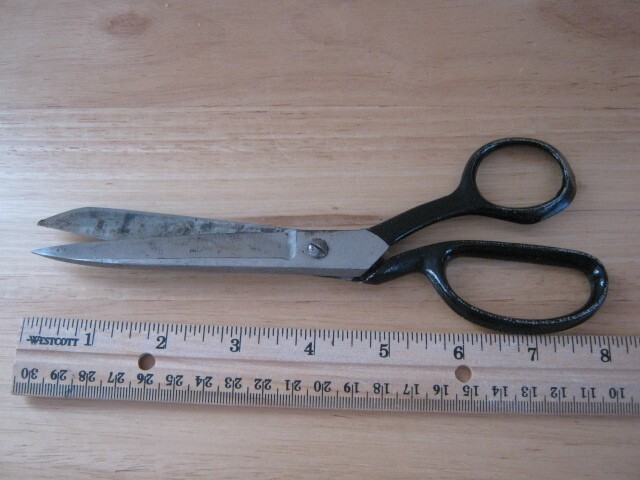 Vintage 8" Tailor Seamstress Sewing Shears