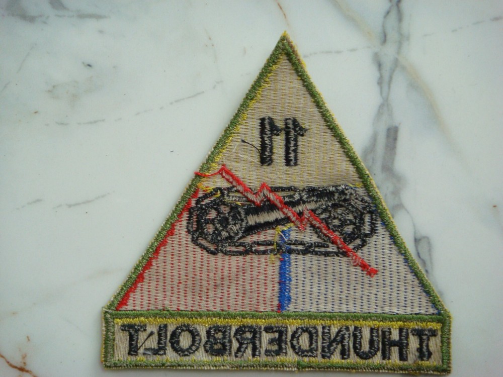 US ARMY11th ARMORED DICISION THUNDERBOLT PATCH