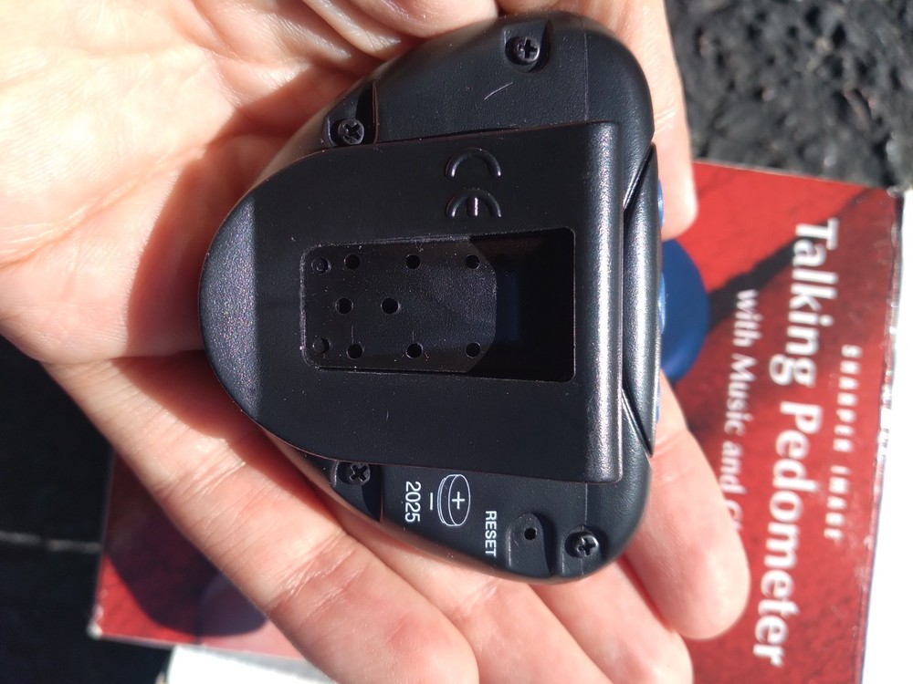 Shaper Image Talking Pedometer with Music & Clock BLUE TESTED