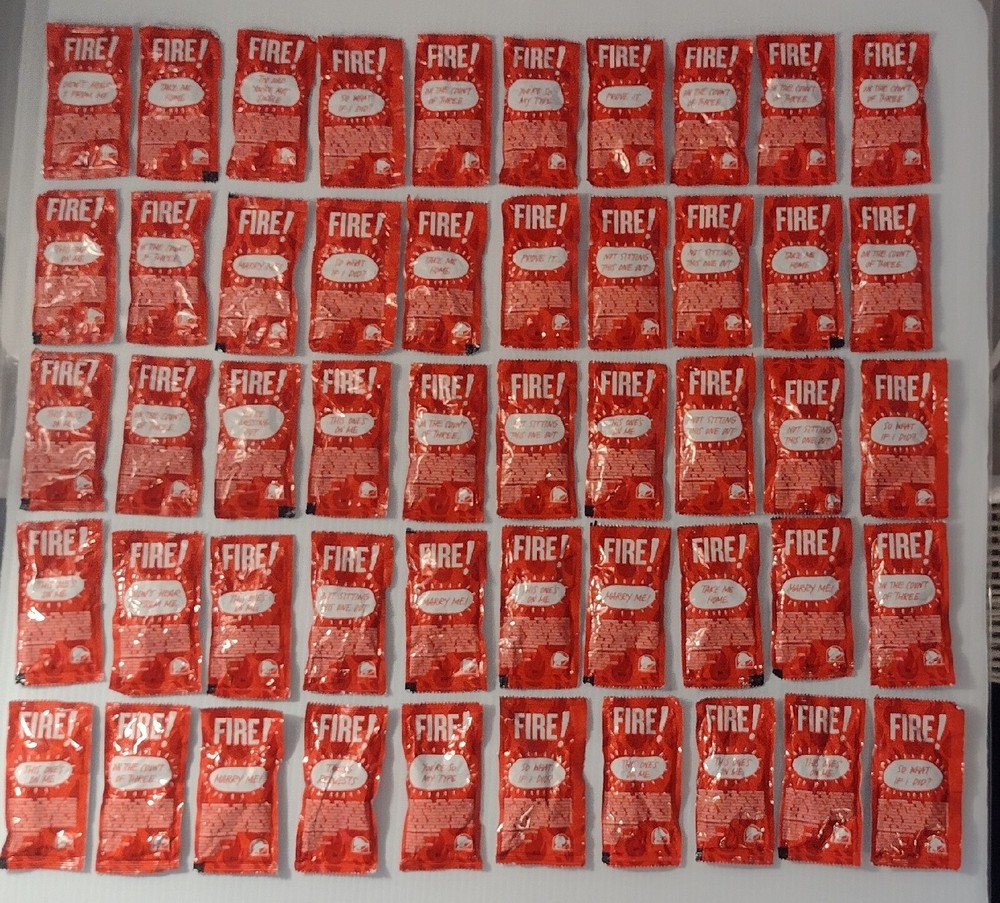 Taco Bell FIRE Spicy Hot Sauce 50 Packets