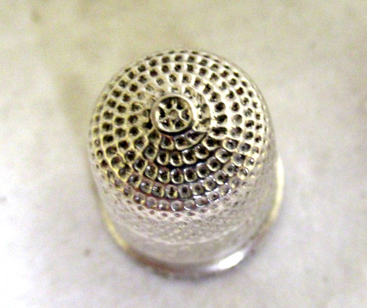 Solid Silver - Small - ANDREWS LIVER SALT THIMBLE - Hallmarked:- Birmingham 1927