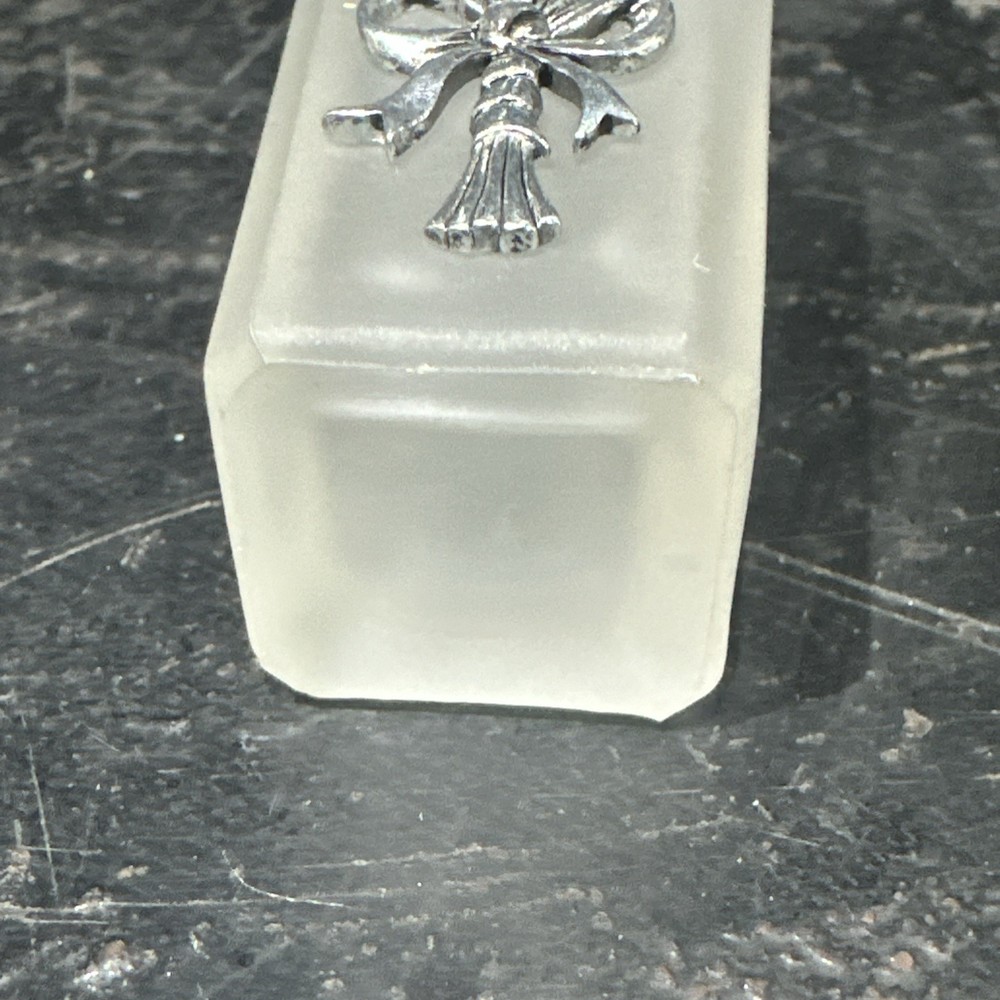 vintage frosted glass perfume bottle Ref B28