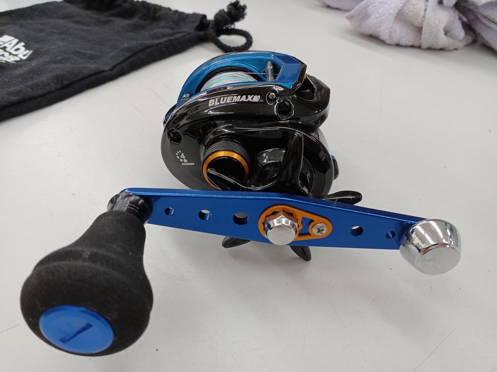 ABUGARCIA 8230 BLUEMAX boat