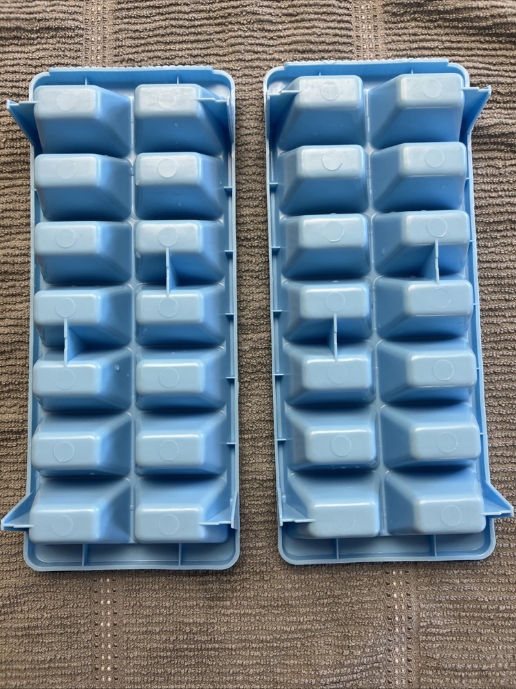 Blue Plastic Ice Cube Tray ( Set Of 2)