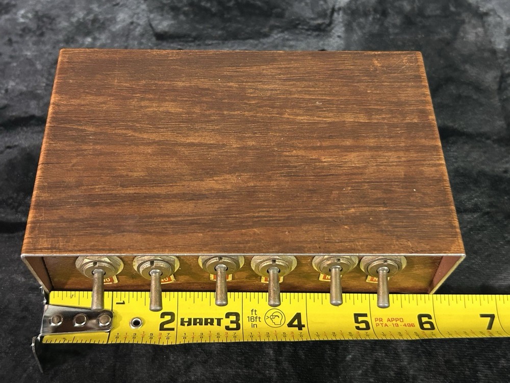 6 Switch Stereo Loop Lopping Box