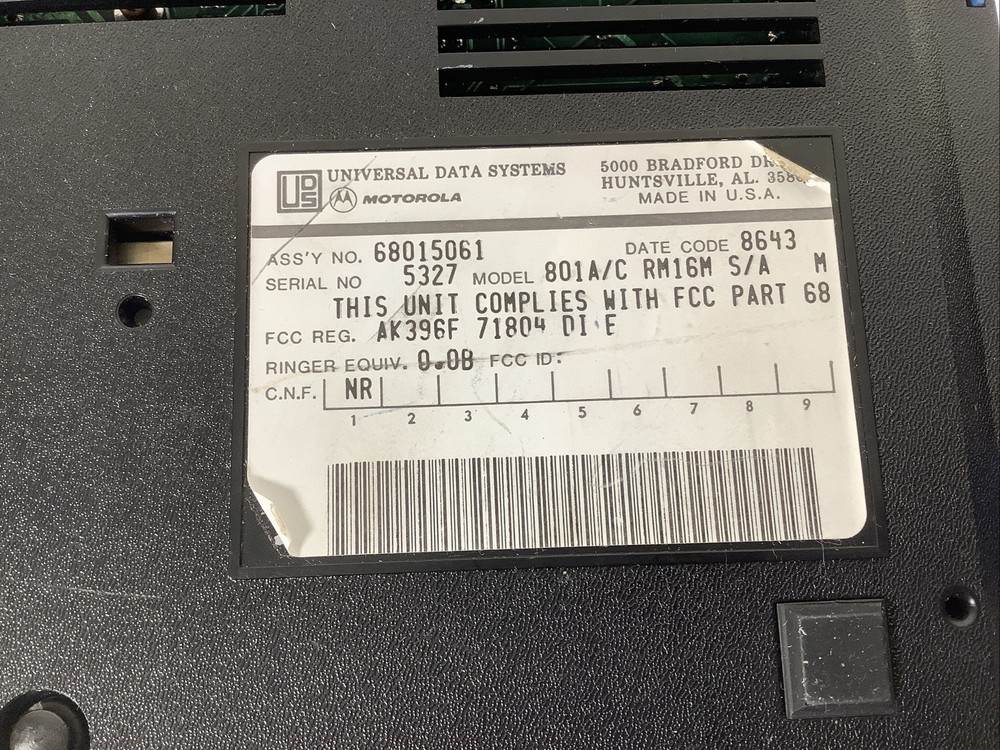 Motorola Universal Data Systems 801 A/C Modem - Powers Up - No Further Testing -