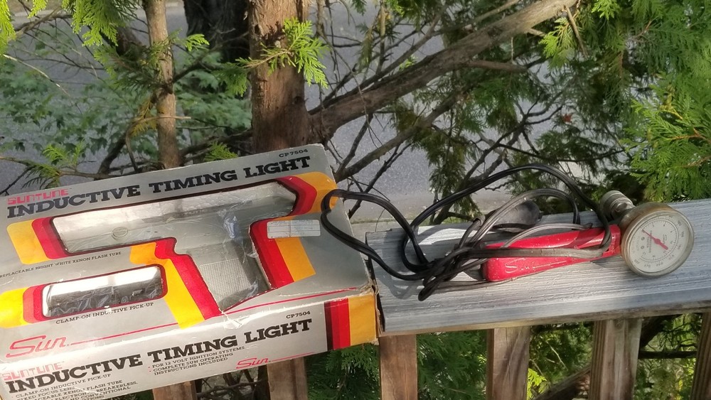 VINTAGE SUN AUTO COMPRESSION TESTER AND SUNLINE INDUCTIVE TIMING LIGHT