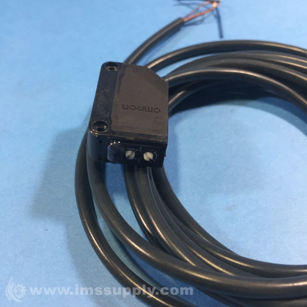 Omron E3Z-B81 Photoelectric Sensor FNIP