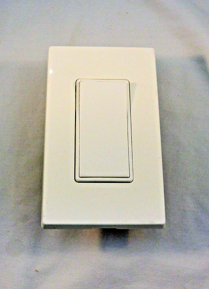Leviton Old Stock Decora Single Pole Light Switch (B)