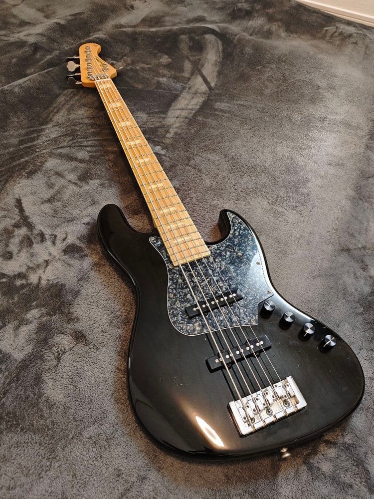 Bacchus Electric Bass 5 String Active