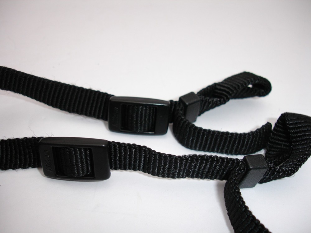 NIKON D300 CAMERA NECK STRAP AN-DC300