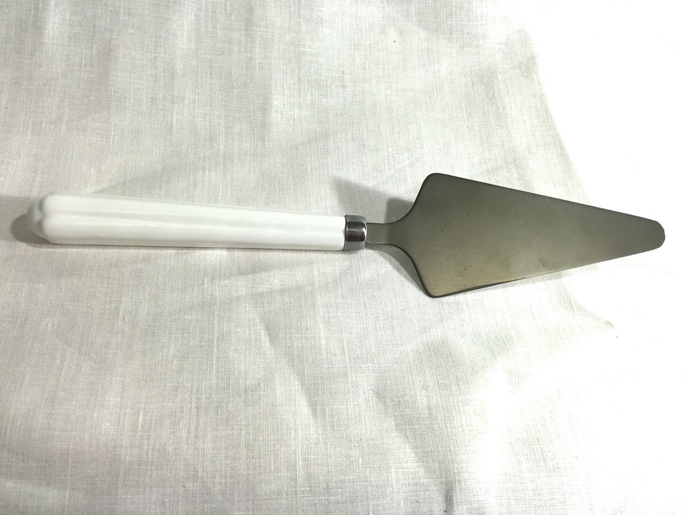 PETAL - Cake Server