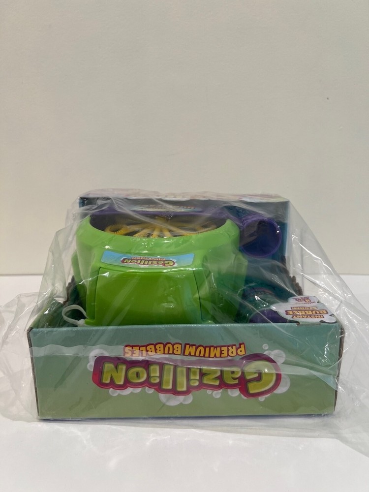 New Gazillion Bubbles Hurricane Machine