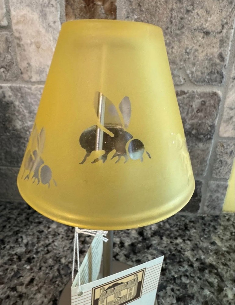 Bumblebee Tea Lamp