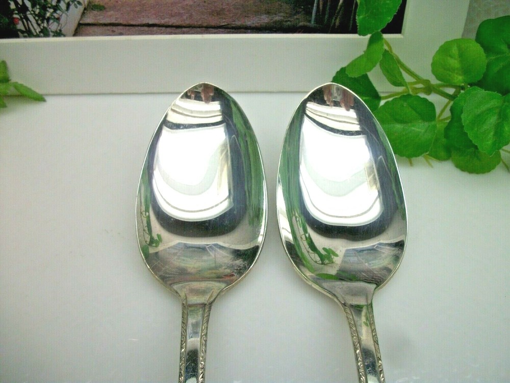 2 International Rogers ROYAL PAGEANT Silverplate Solid Serving Spoons 1937