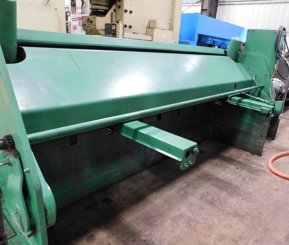 #11106: Pearson 10' x 1/4" Hydraulic Shear