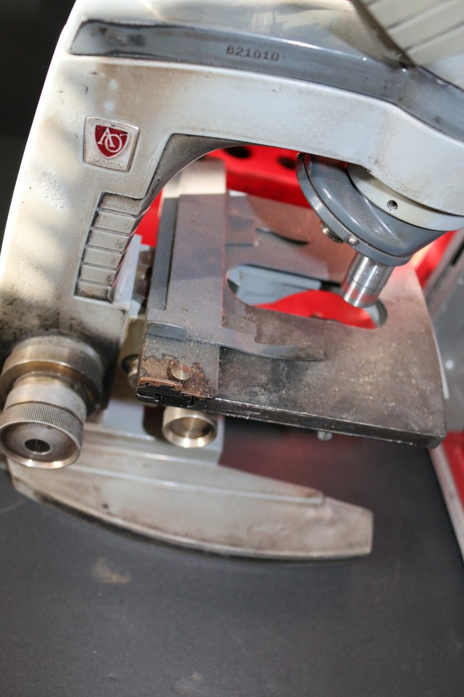 Spencer binocular microscope w/original case