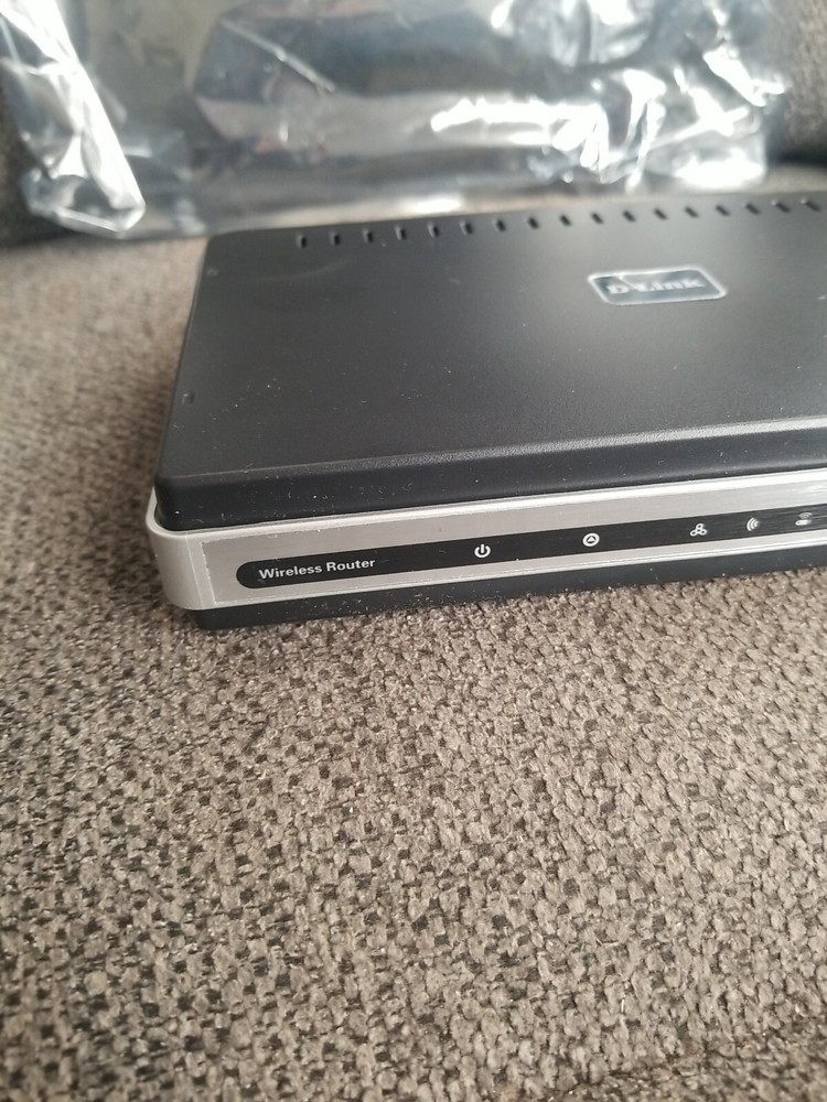 D-Link RangeBooster DIR-625 Router NEW