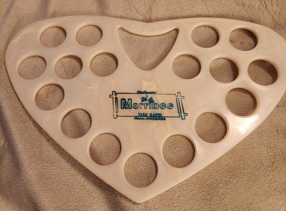 ********* Vintage Merribee Yarn Caddy ************