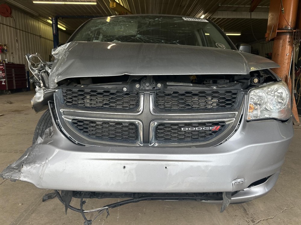 Used A/C Selector Switch fits: 2014 Dodge Caravan AC front dash mounted manual c