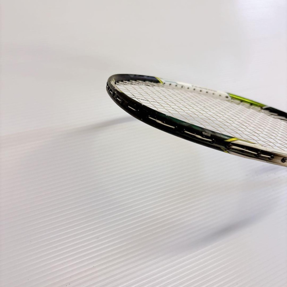 Discontinued Yonex VOLTRIC FORCE