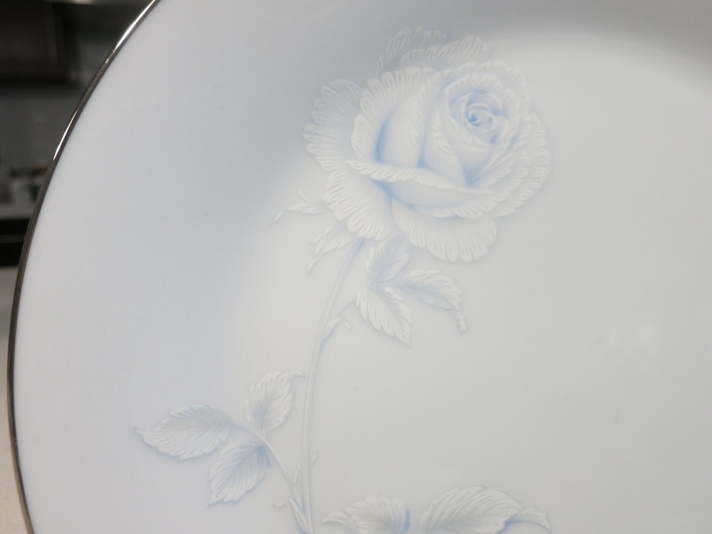 NORITAKE VIRTUE COMPLETE PLACE SETTING