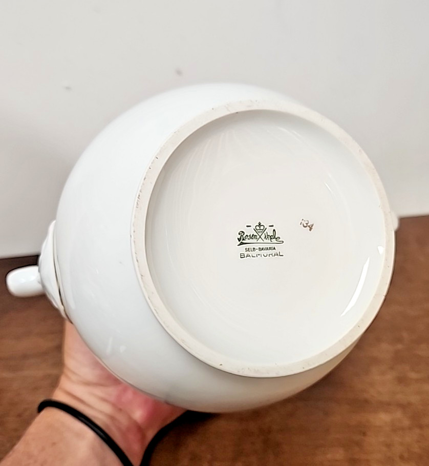 ROSENTHAL SELB-BAVARIA R9 BALMORAL COFFEE POT