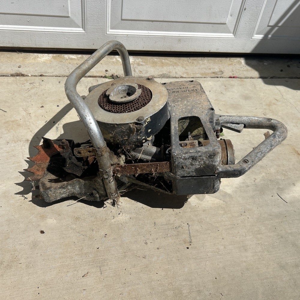 David Bradley Chainsaw