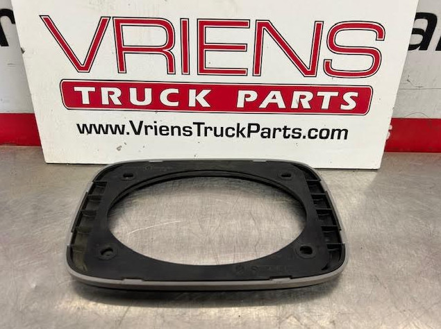 PETERBILT S22-6027 PLATE-MOUNTING SPEAKER 4X6\"