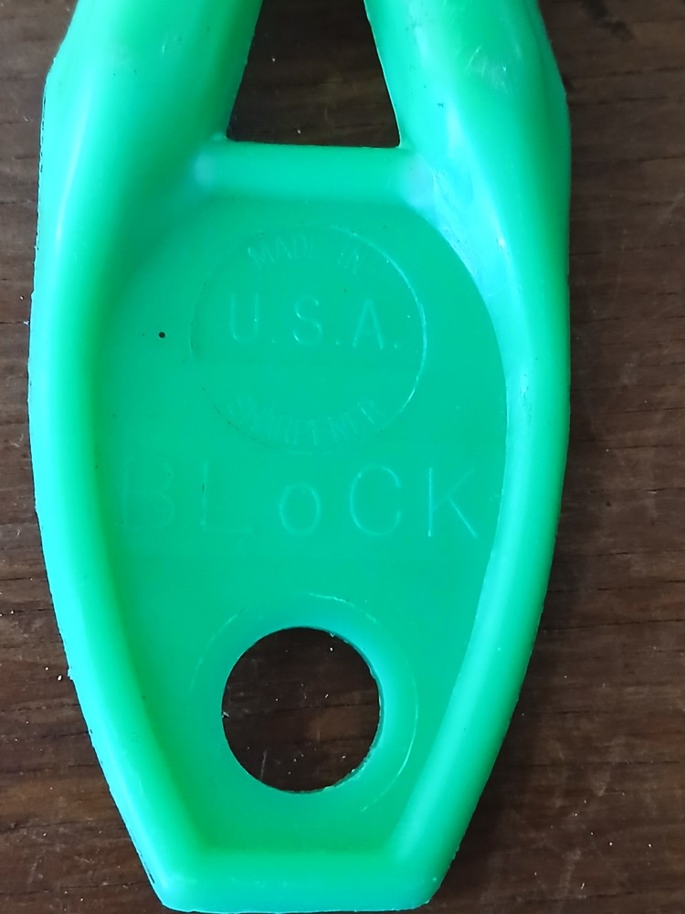 USA Block Sharpner with 2 Sharpening Stones - NOS