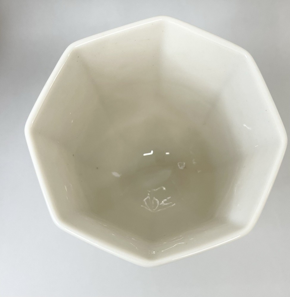 Lenox Judaic Collection Kiddush Cup Embossed Ivory Octagonal Shape 10 oz.