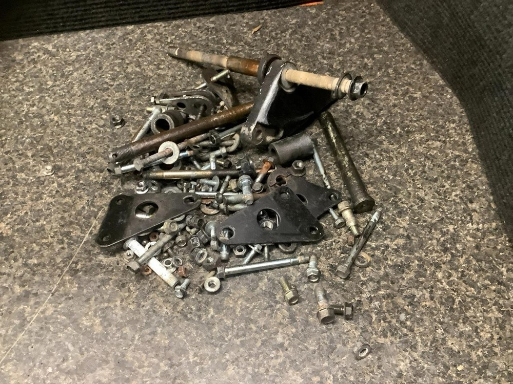 1981 Honda CM400 CM 400 Misc hardware Bolts E5