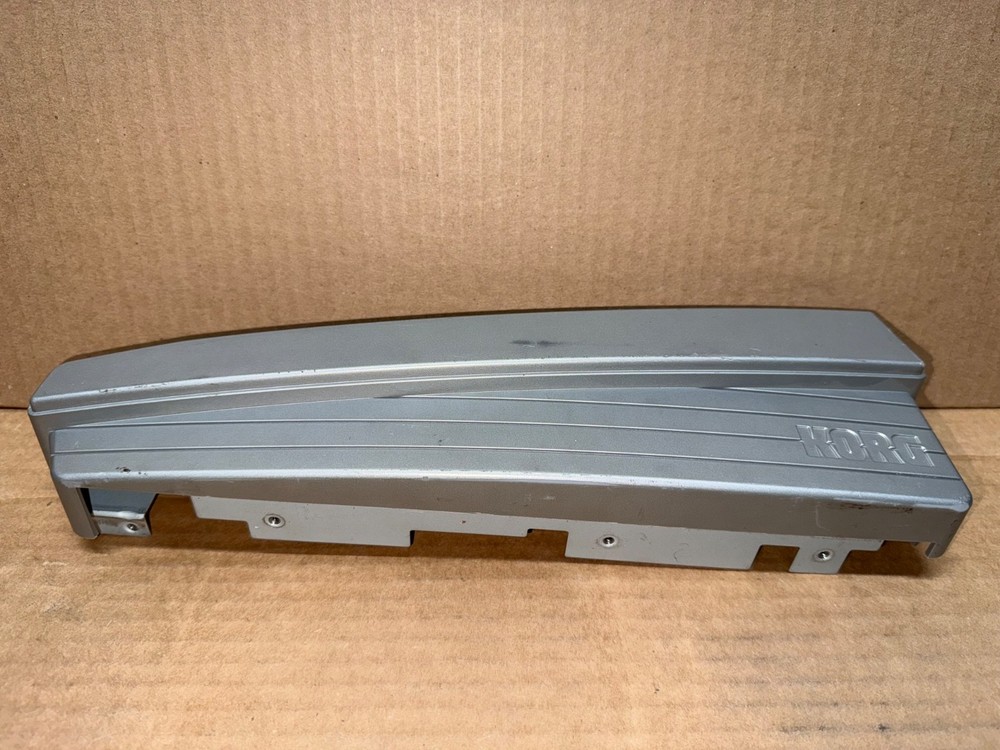KORG TRINITY PRO RIGHT SIDE END CAP