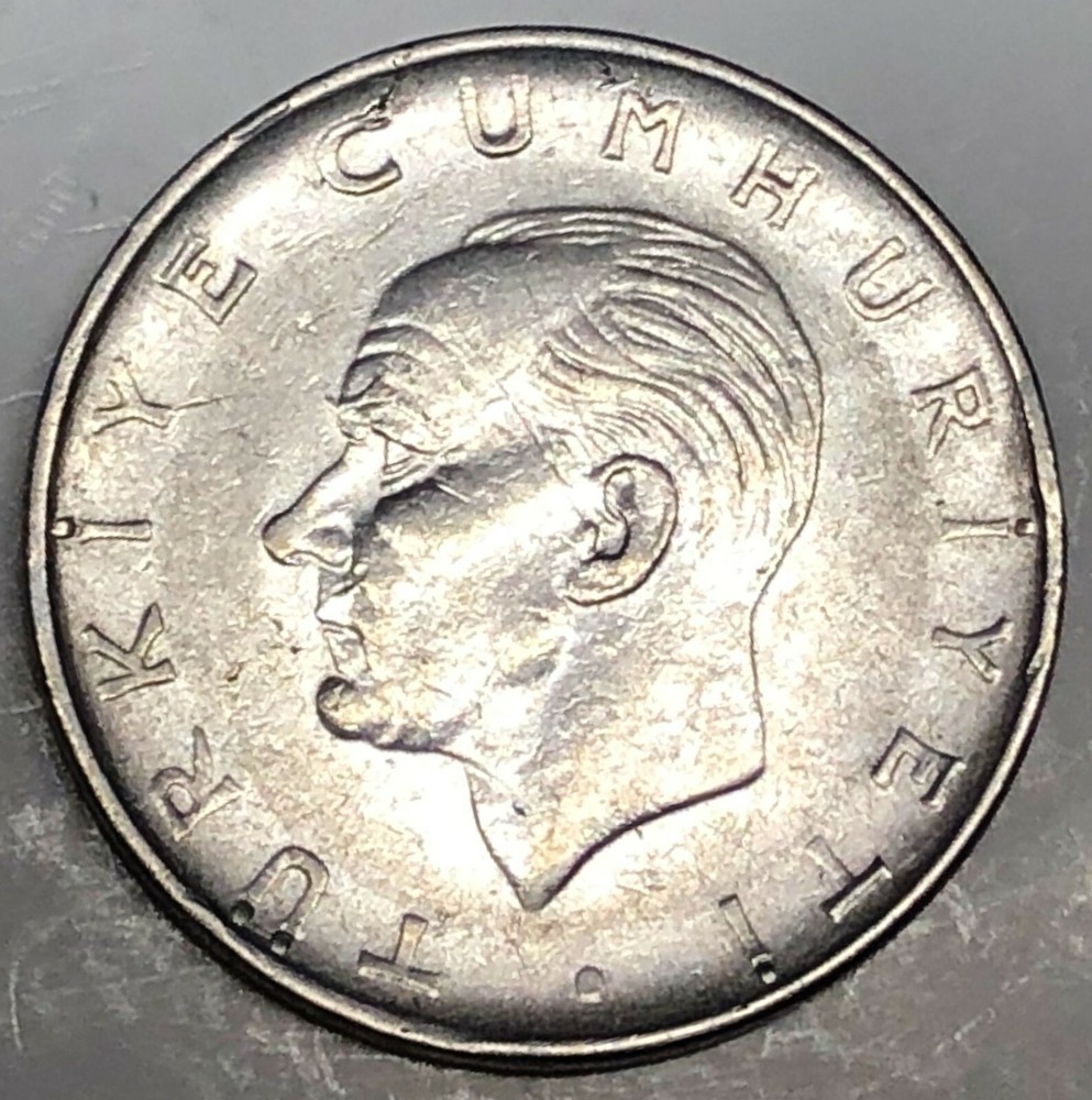 # C7007     TURKEY    COIN,     1  LIRA   1971