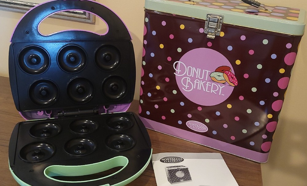 Donut Bakery Kit By Nostalgia Electrics, Fun Set With Case!