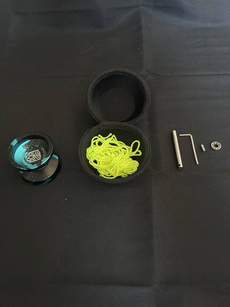 Yoyo H17 Blue & Black Set – Responsive & Unresponsive Bearings + Case