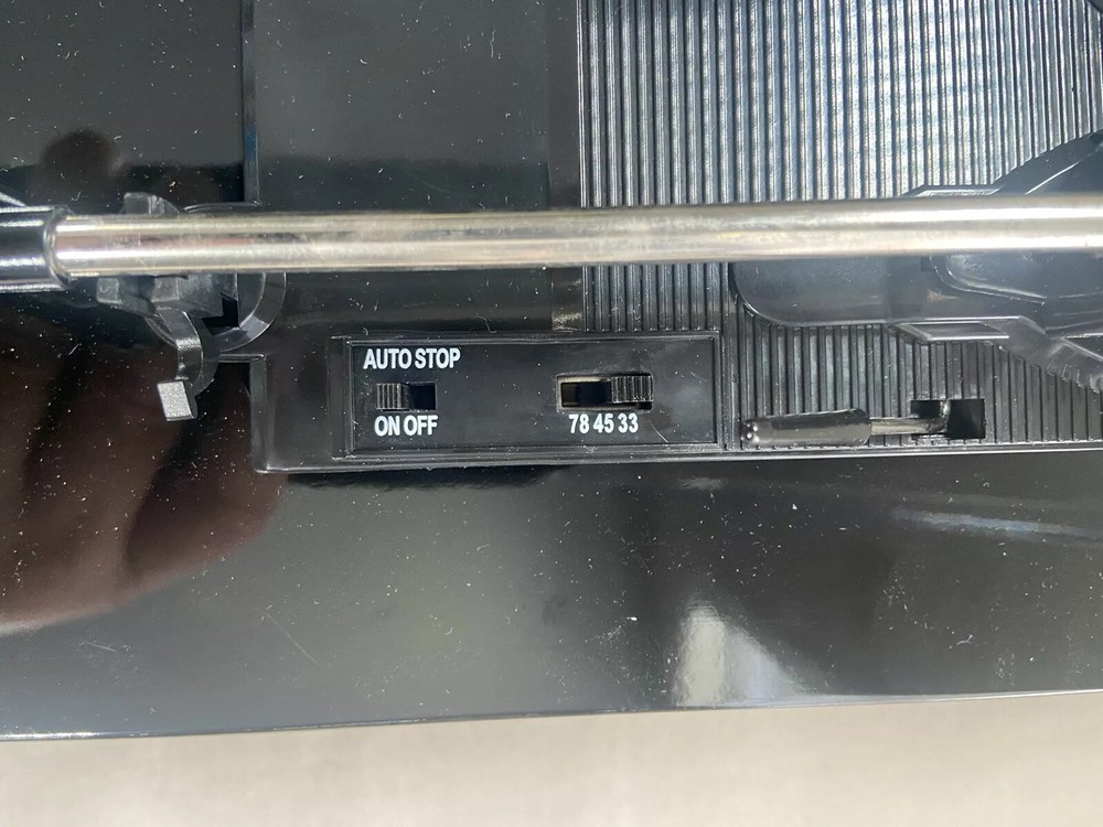 ION Audio ILP Turntable Conversation System for iPad, iPhone & iPod