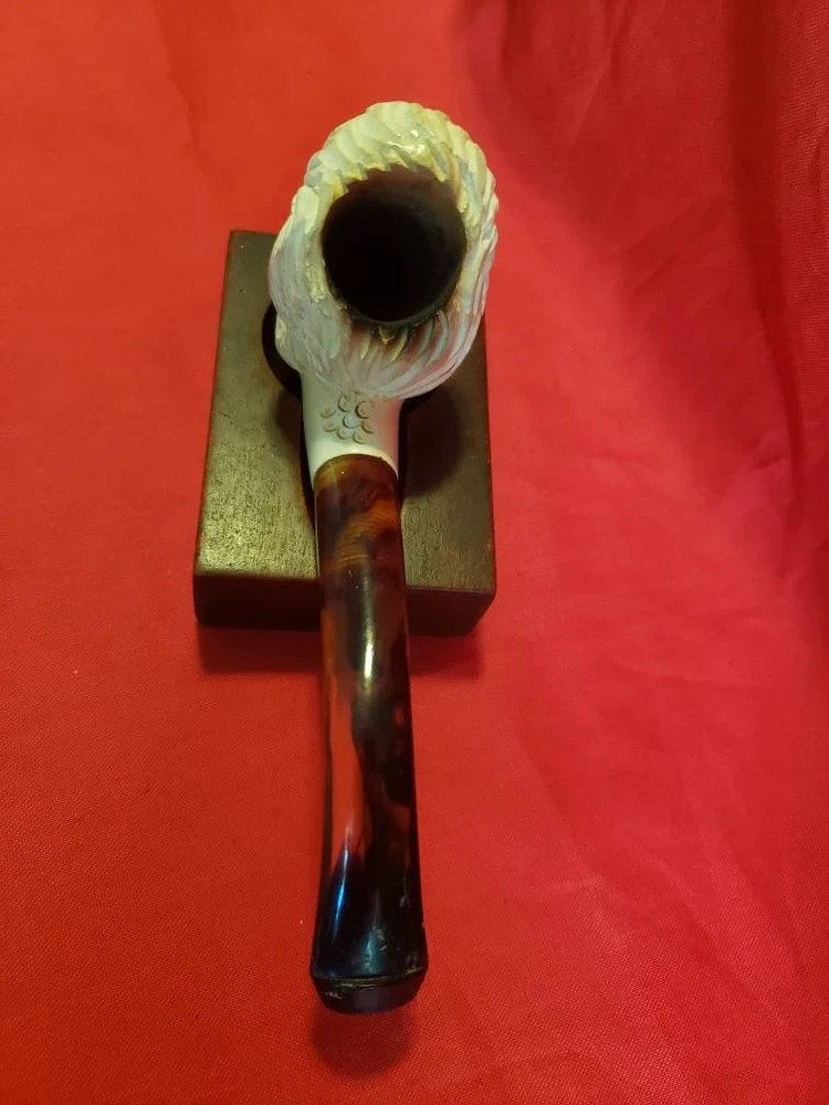 Gorgeous Handcarved Meerschaum Pipe