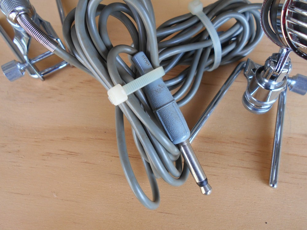 VINTAGE ASTATIC MICROPHONES (GM-178 DYNAMIC MICROPHONE)