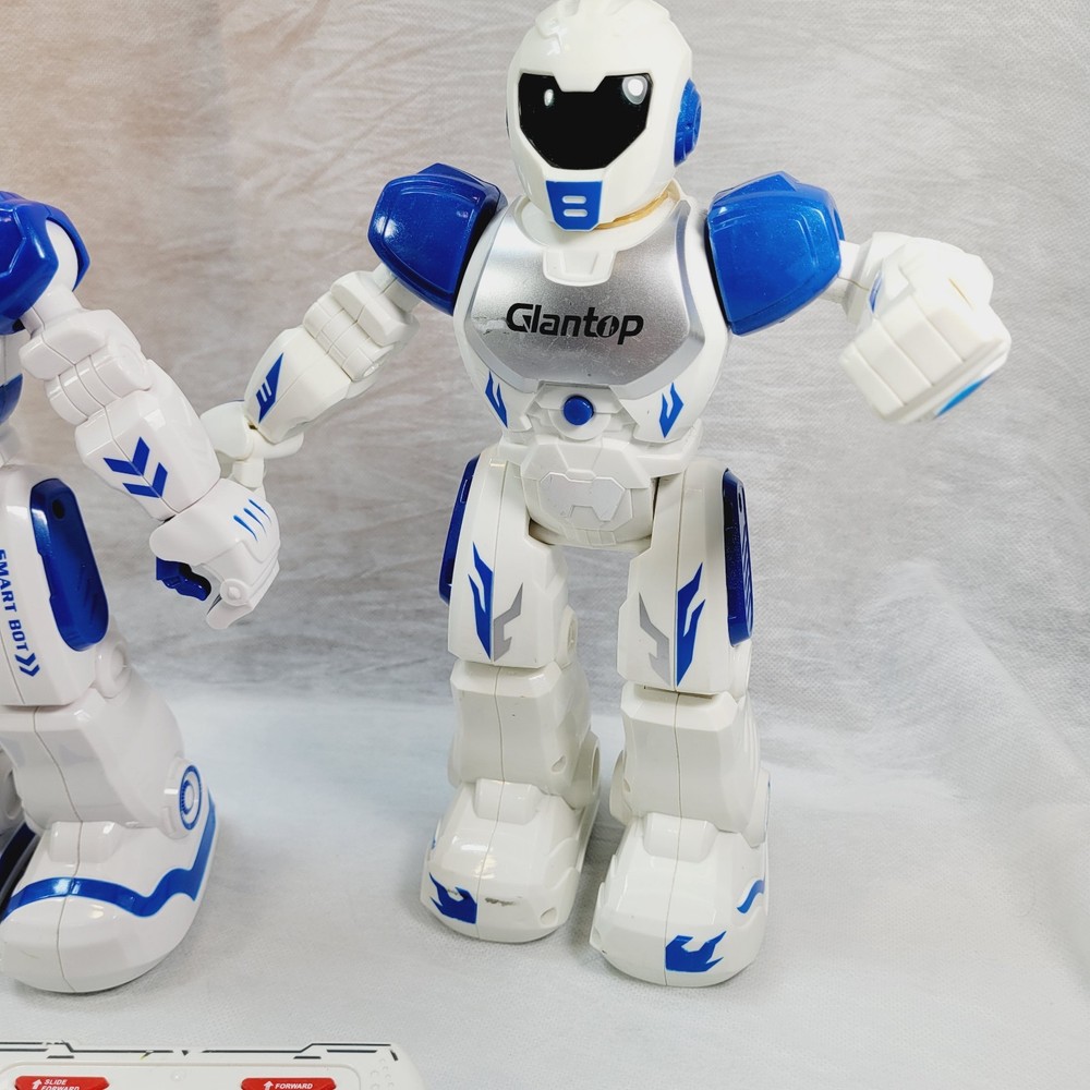 Pair Of Smart Bot Robots & 1 Remote 10 Inch Untested