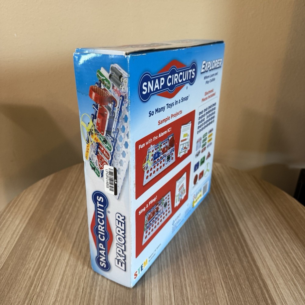 Snap Circuits Explorer Skill Builder Science Kit STEM 125 Projects Brand New!