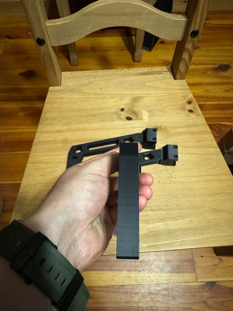 Picatinny Rail Brace Built In Adapter
