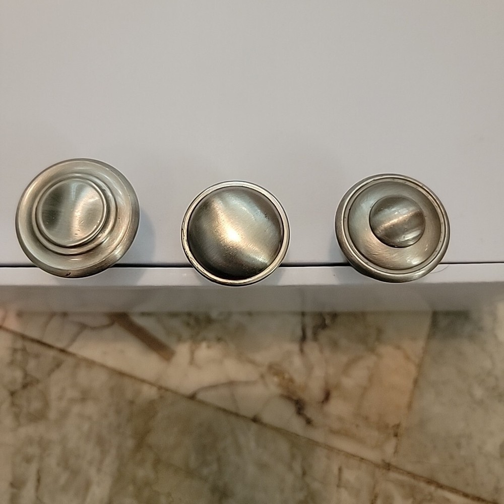Cabinet Knobs Lot 18 Brushed Silver Round 1.25" Kitchen Drawer Pulls