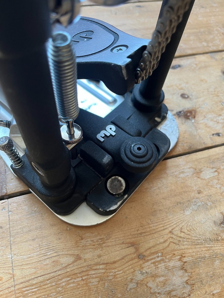 DW 9000 XF Single Pedal