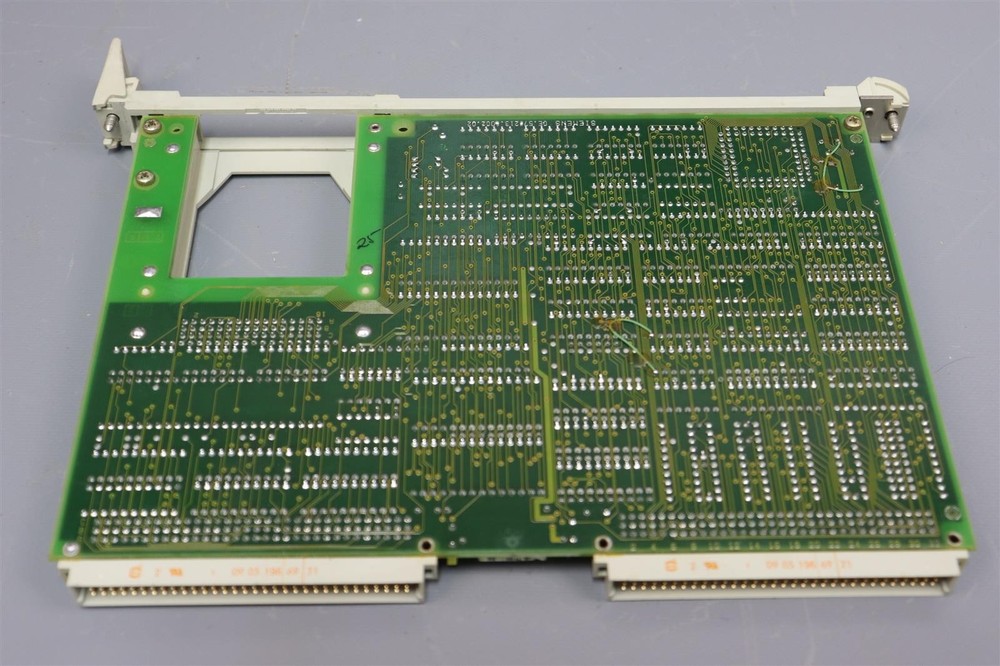 Siemens CPU Servo 6FX1121-3BA01 Module E-Stand: D 02 used