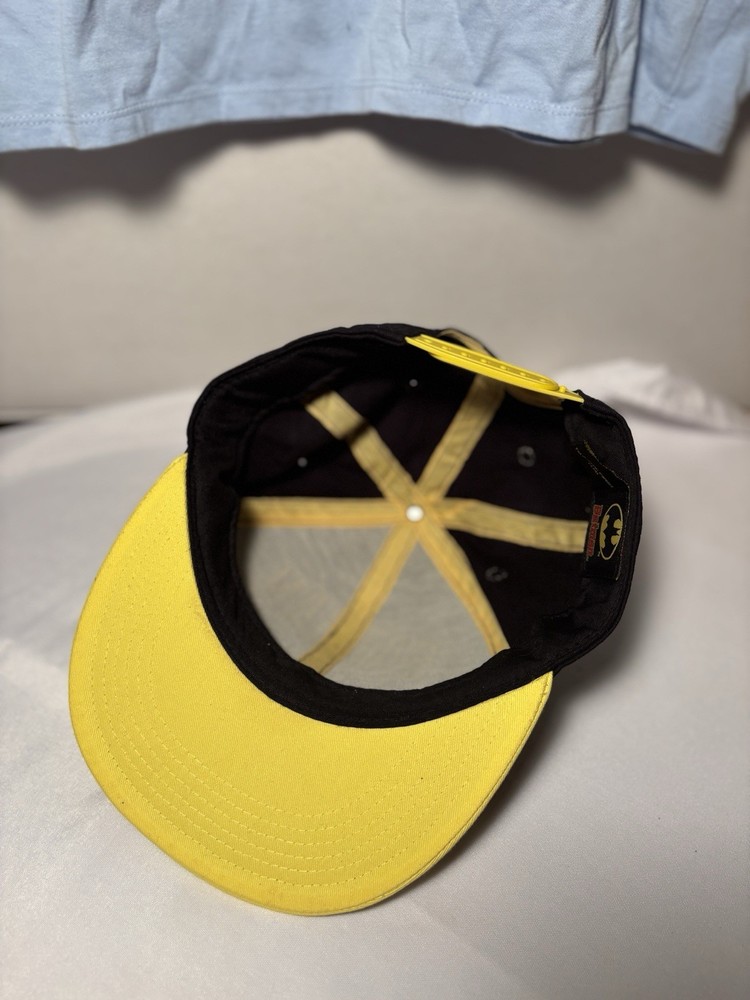 DC Comics Batman Snapback Hat Baseball Cap Yellow Black