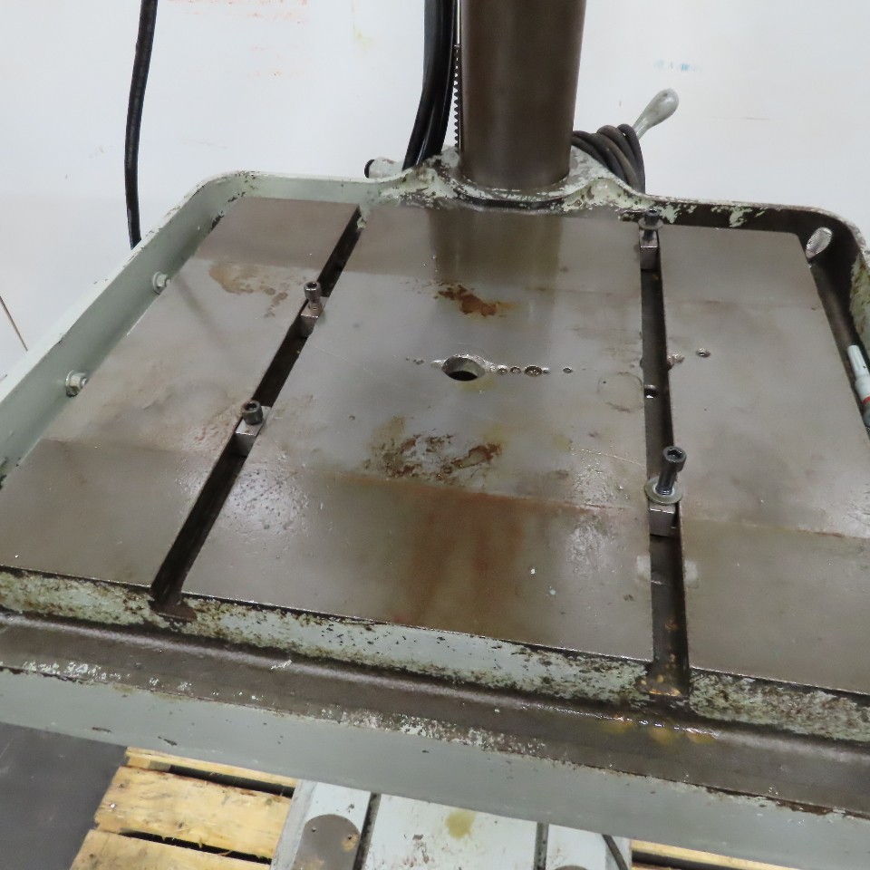 Clausing 2276 20" Floor Model Drill Press 208/230 3Ph W/ Reverse 150-2000RPM